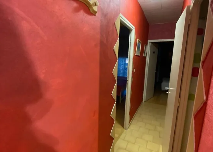 T3 Pour 6 Pers, Vue Et Montagne, Terrasse, Parking, Proche Plage, - Fr-1-81-550 Apartamento Le Barcarès