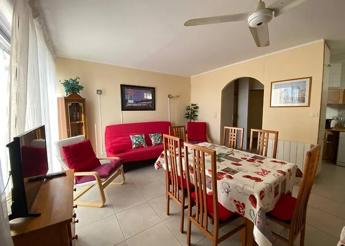 T3 Pour 6 Pers, Vue Et Montagne, Terrasse, Parking, Proche Plage, - Fr-1-81-550 Le Barcarès